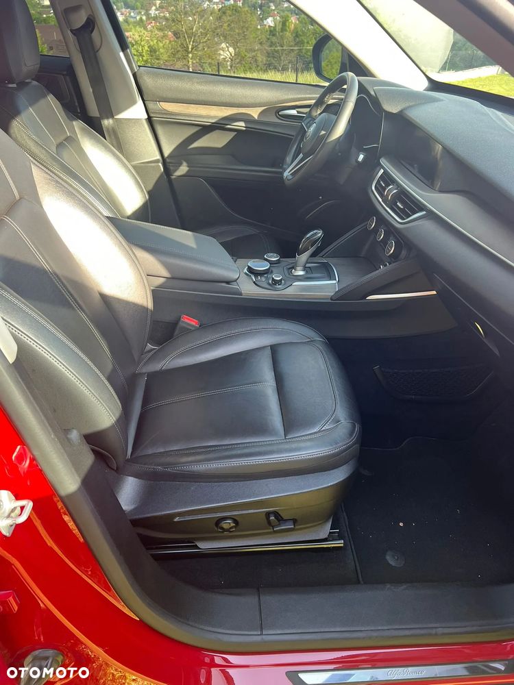 Alfa Romeo Stelvio 2.0 Turbo TI Q4 - 19