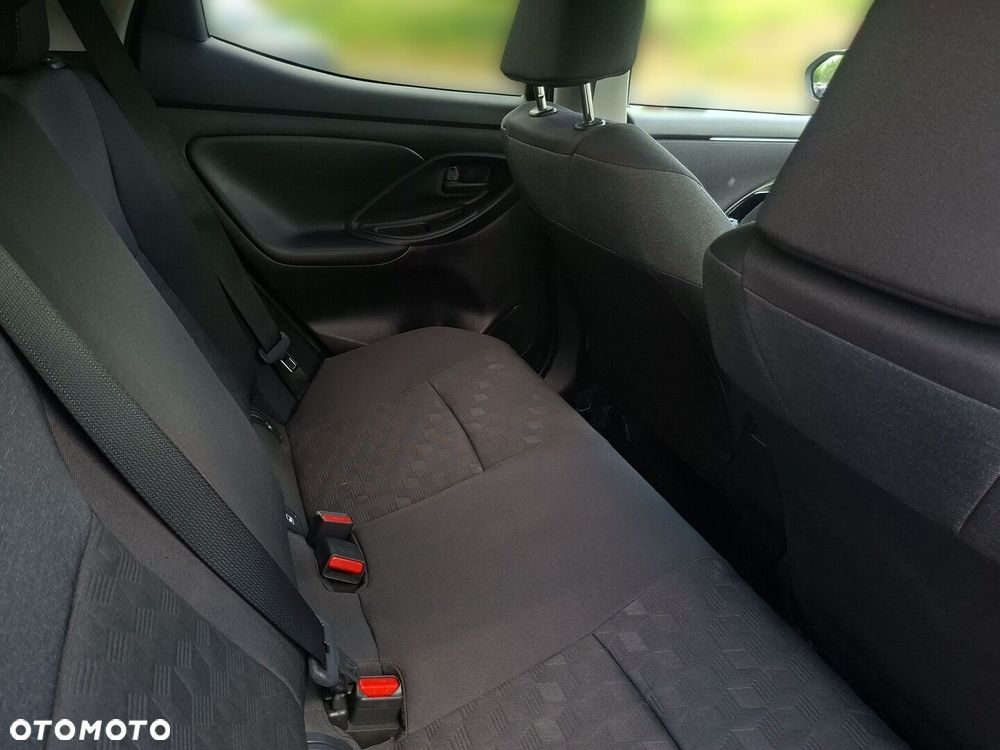 Toyota Yaris Hybrid 1.5 Style - 10