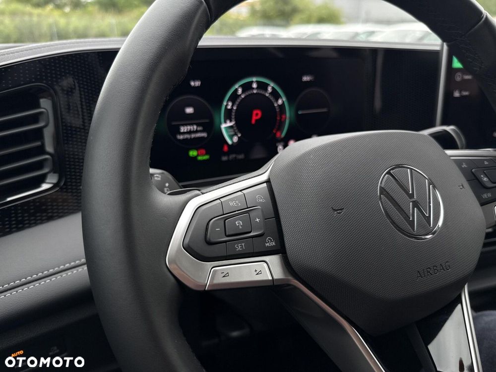 Volkswagen Tiguan - 14