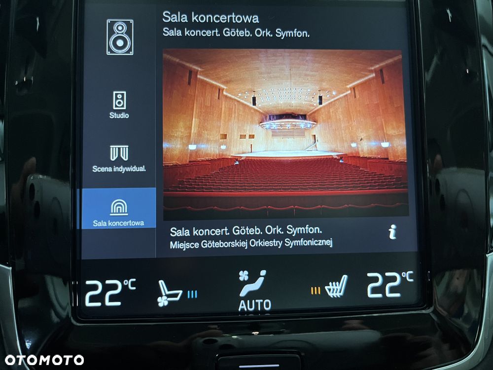 Volvo XC 90 D5 SCR AWD Inscription - 32