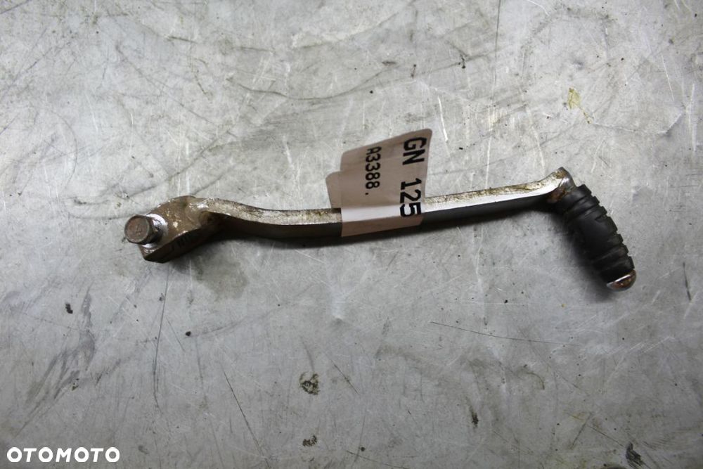 Suzuki GN 125 dźwignia zmiany biegów ORYGINAŁ - 1