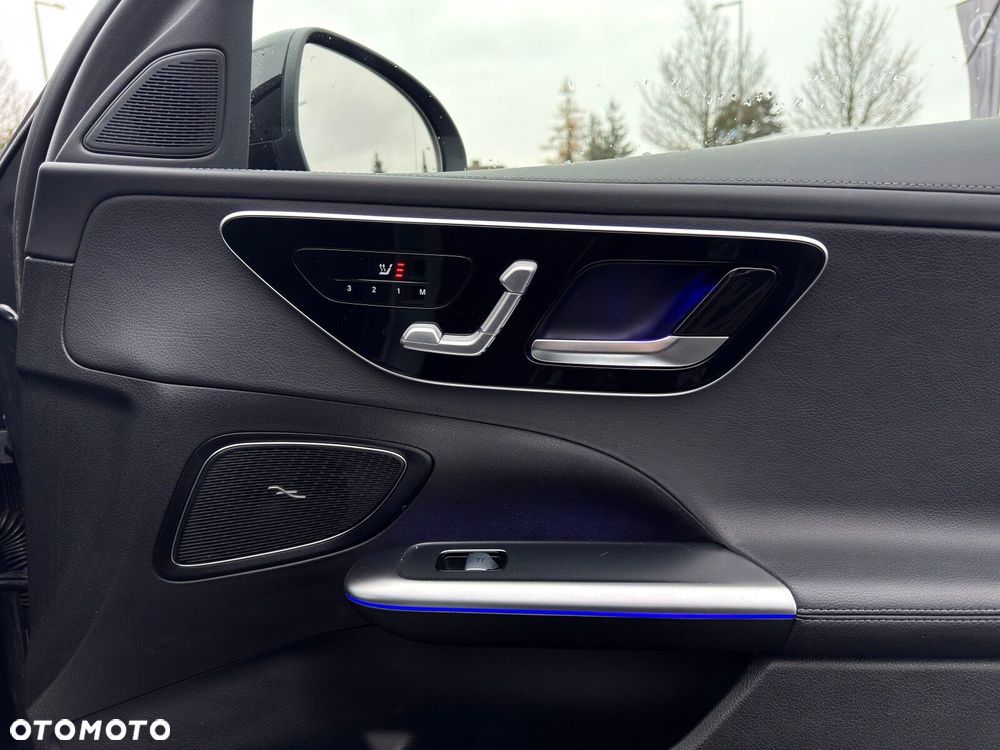 Mercedes-Benz Klasa C 400 e PHEV 4-Matic AMG - 26