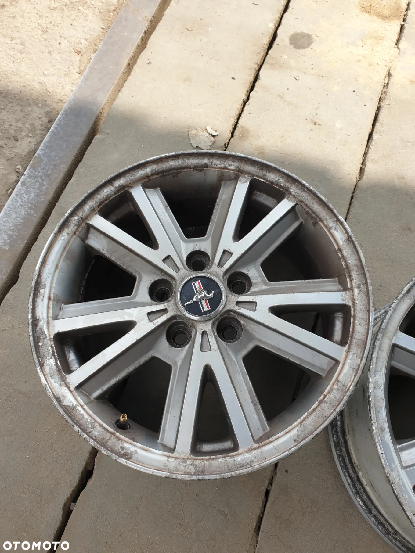 FORD MUSTANG FELGA FELGI ALUMINIOWA ALUMINIOWE KOMPLET FELG ALUFELG  4 SZTUKI 5x114,3 ET39 ! - 5