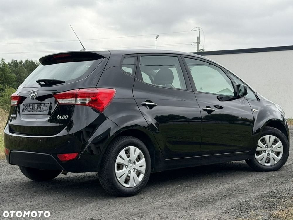 Hyundai ix20 - 10