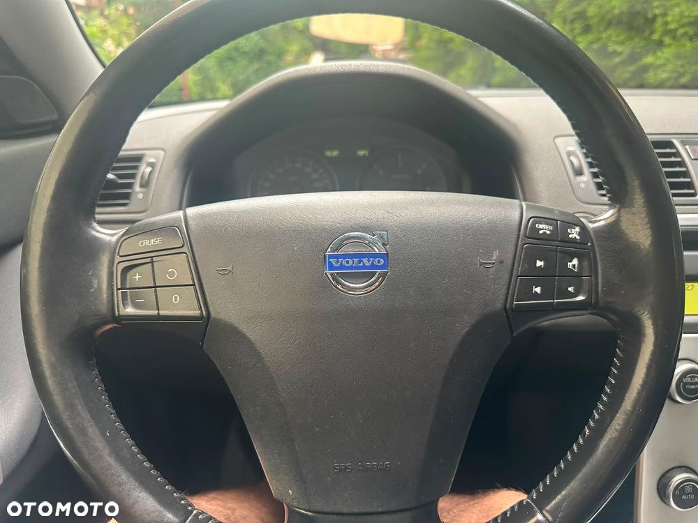 Volvo S40 D3 R-Design - 18
