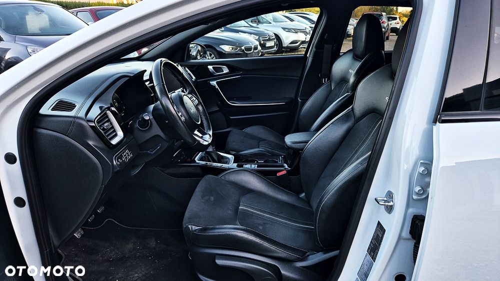 Kia ProCeed 1.0 T-GDI OPF GT LINE - 26