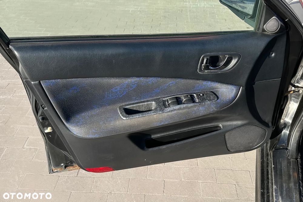 Mitsubishi Galant 2.5 V6 Avance - 17