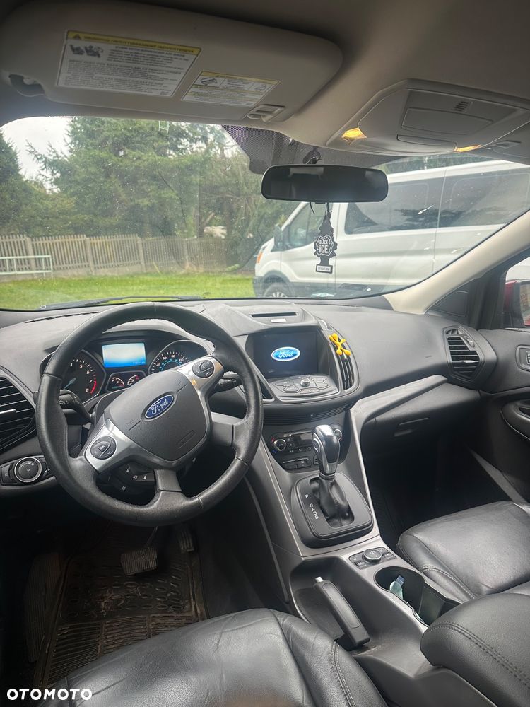 Ford Kuga - 11