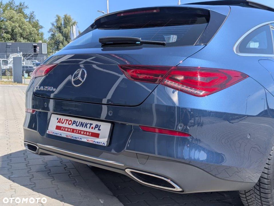 Mercedes-Benz CLA - 10