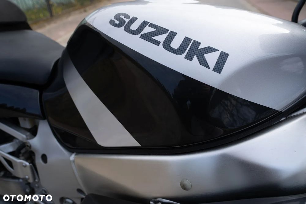 Suzuki GSX-R - 14