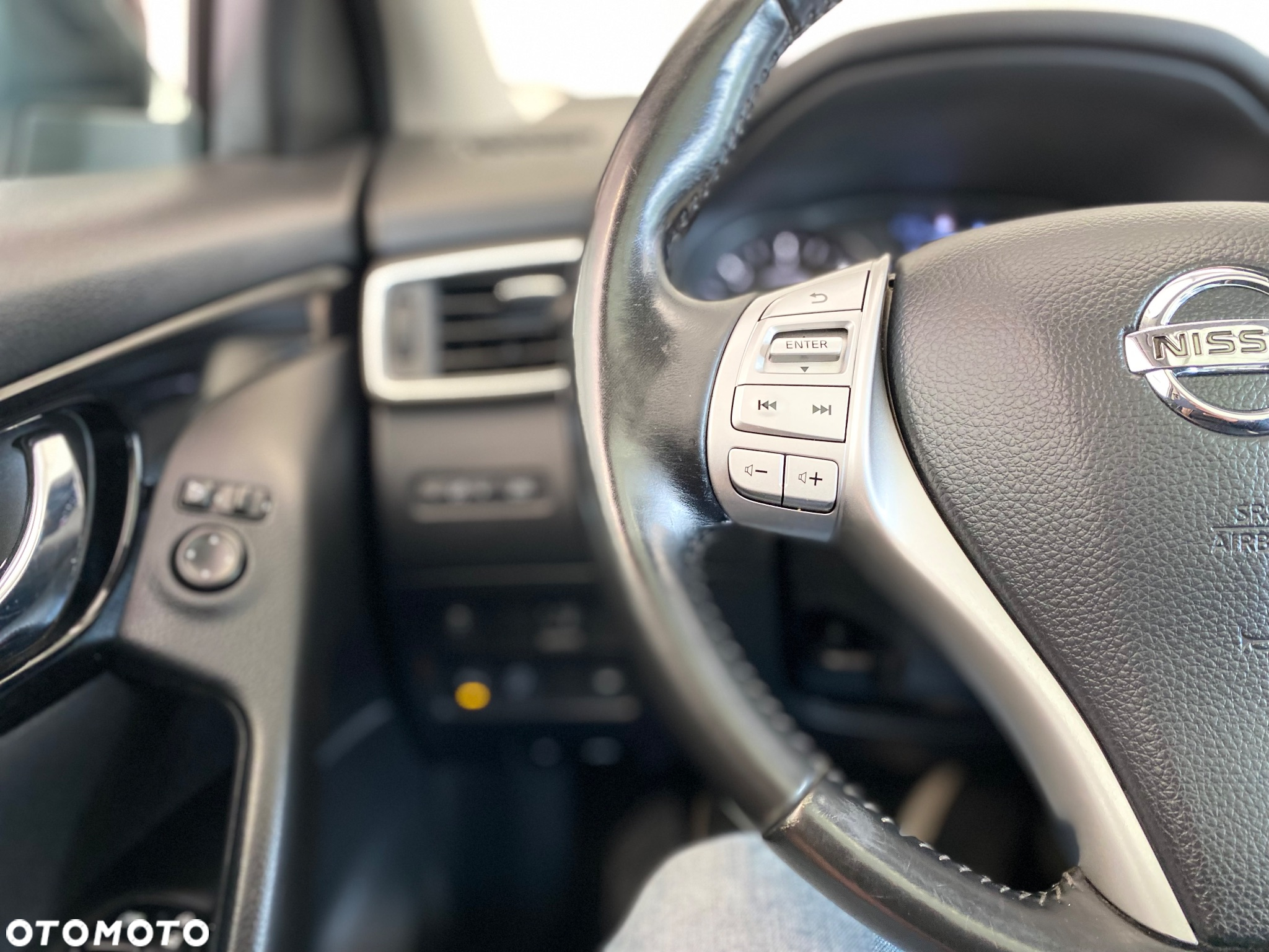 Nissan Qashqai 1.5 dCi Tekna EU6 - 22