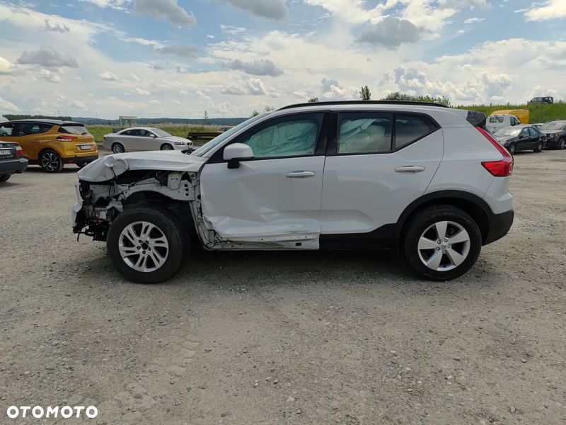 Volvo XC 40 - 15