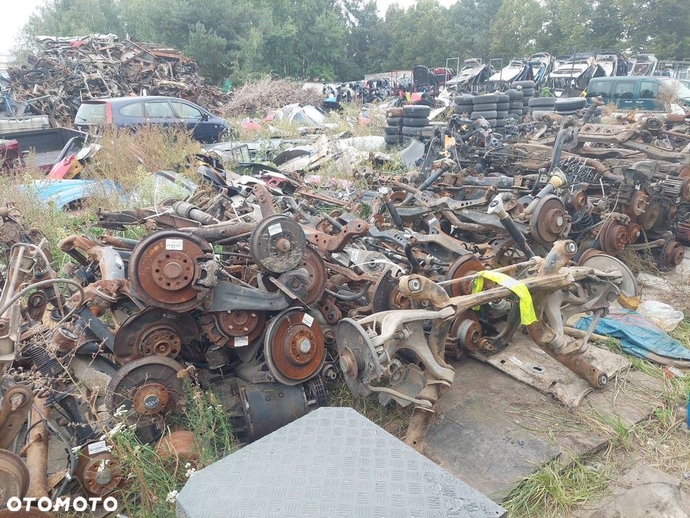 KOMPLETNE ZAWIESZENIE BELKA SANKI TYŁ WAHACZE AUDI A4 B8 SEDAN - 4