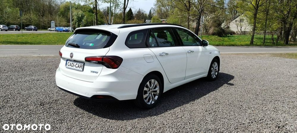 Fiat Tipo 1.4 T-Jet Lounge - 4