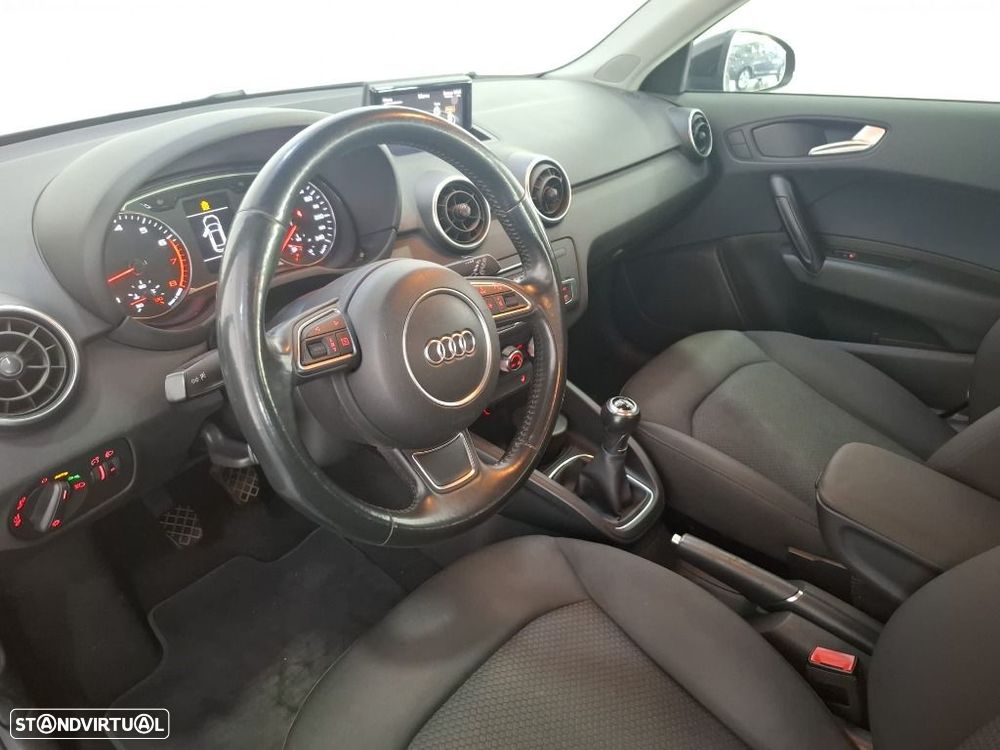Audi A1 Sportback 1.0 TFSI - 12