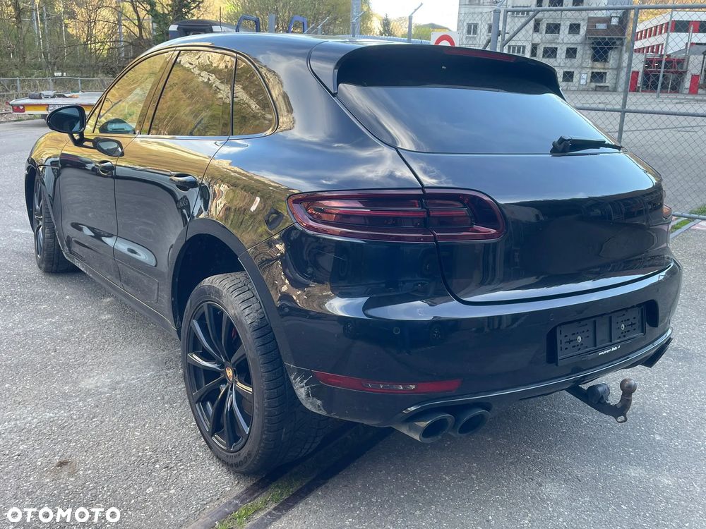 Porsche Macan Standard - 1