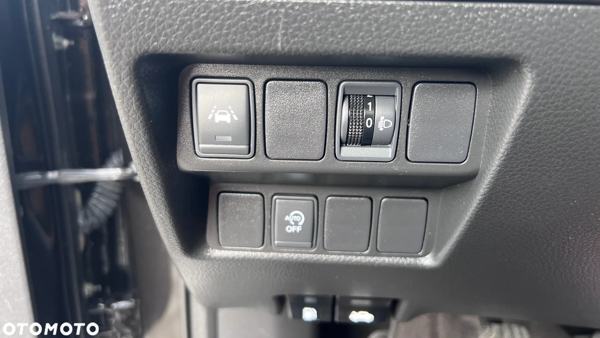Nissan Qashqai 1.5 dCi N-CONNECTA - 21