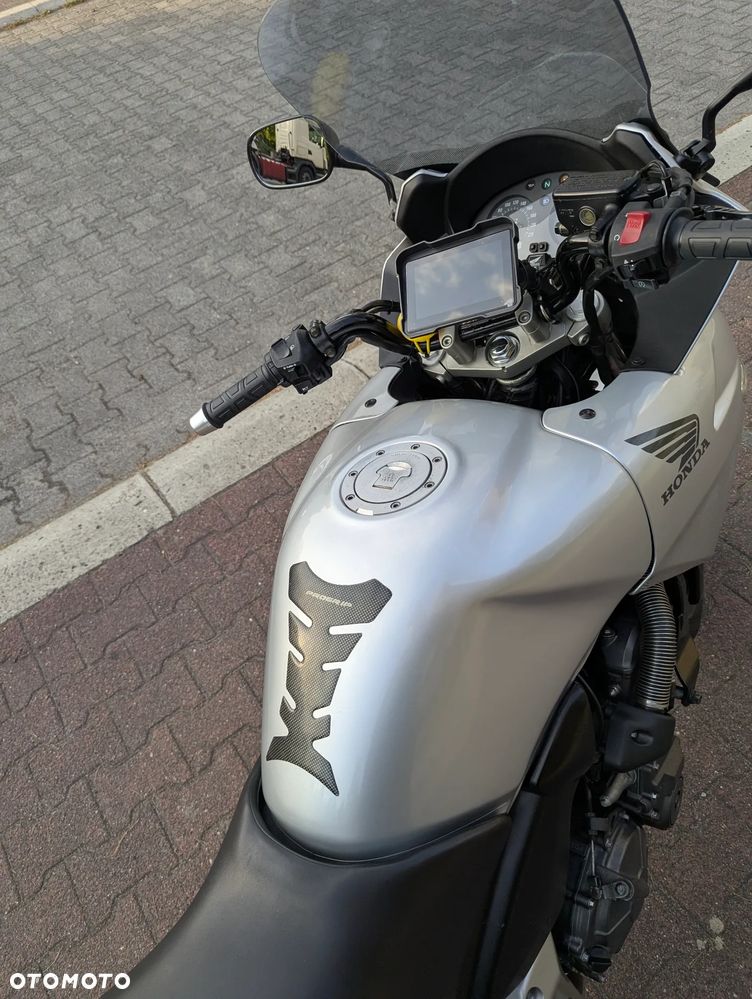 Honda CBF - 19