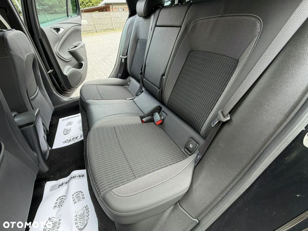 Opel Astra 1.2 T Business Elegance S&S - 10