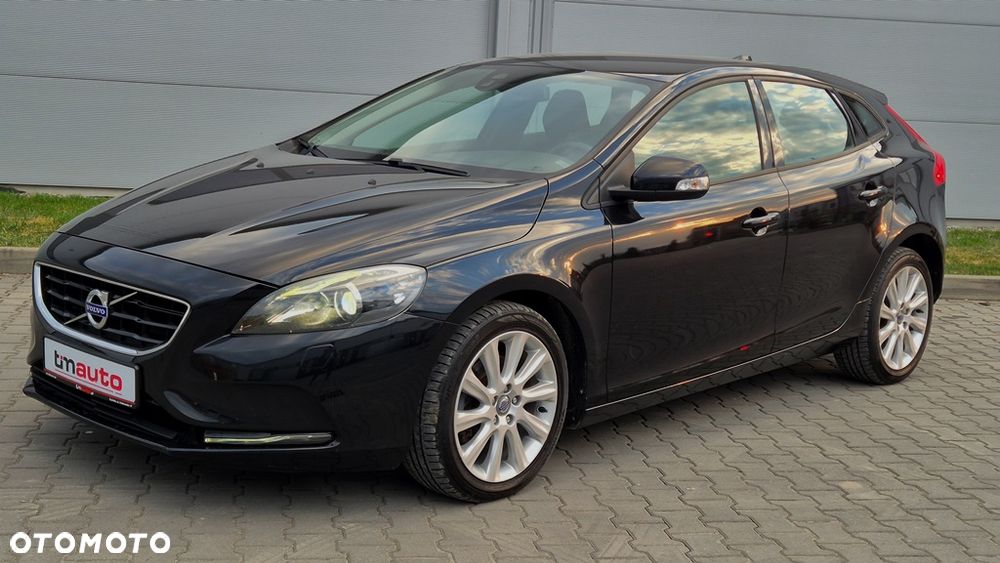 Volvo V40 T3 Momentum - 3