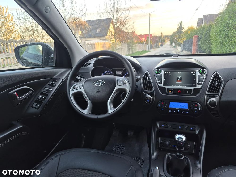 Hyundai ix35 2.0 2WD Trend - 16