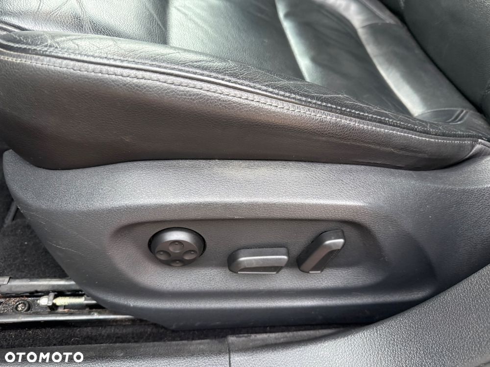 Volkswagen Tiguan 2.0 TDI SCR 4MOTION BlueMotion Technology DSG Track & Style - 37