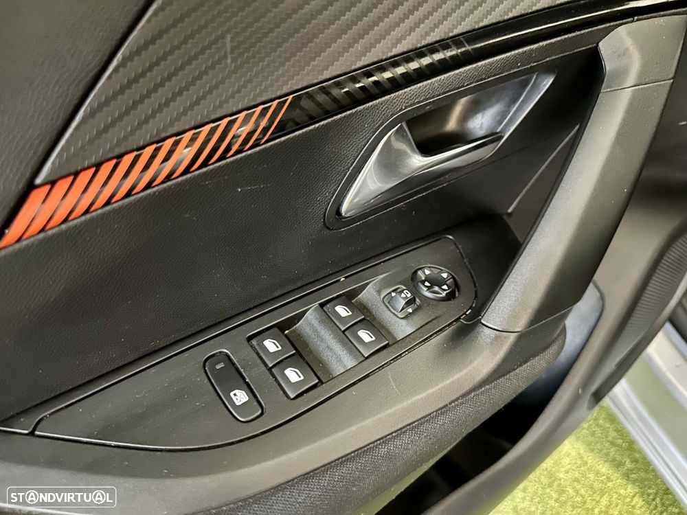 Peugeot 2008 1.5 BlueHDi Active Pack - 28