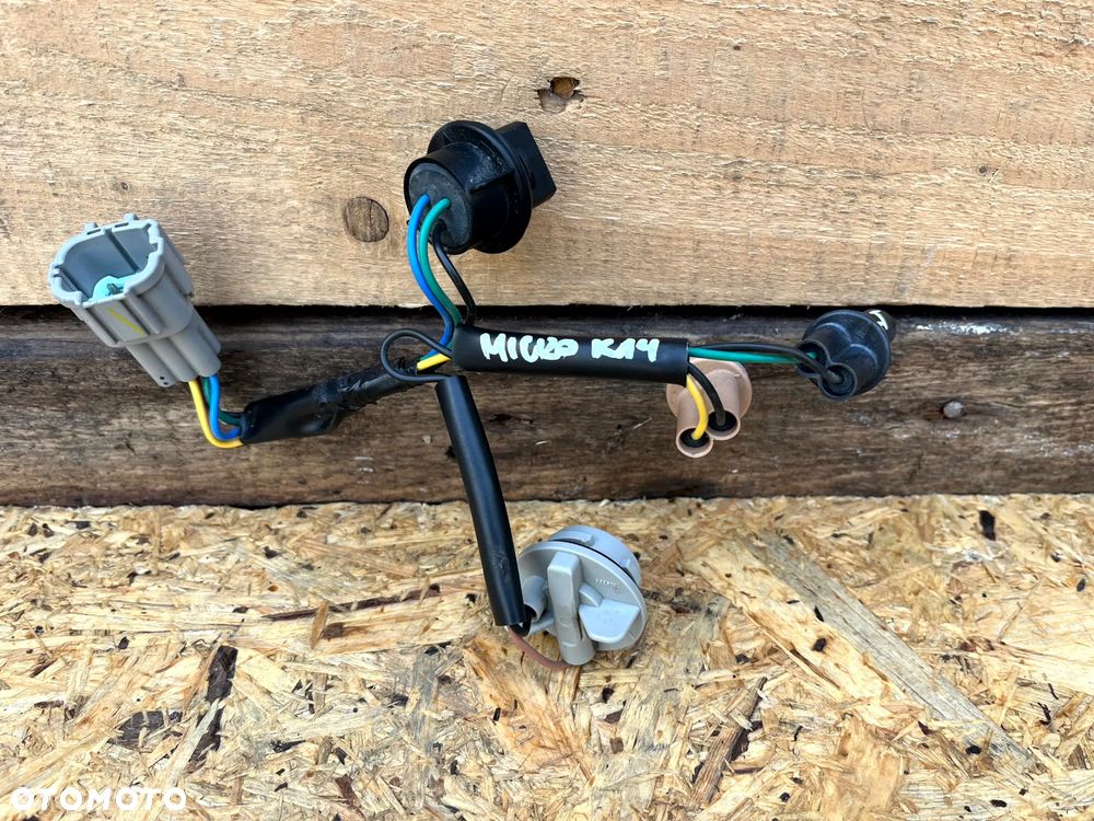 NISSAN MICRA K14 WIĄZKA LAMPY LEWEJ TYLNEJ LEWY TYŁ