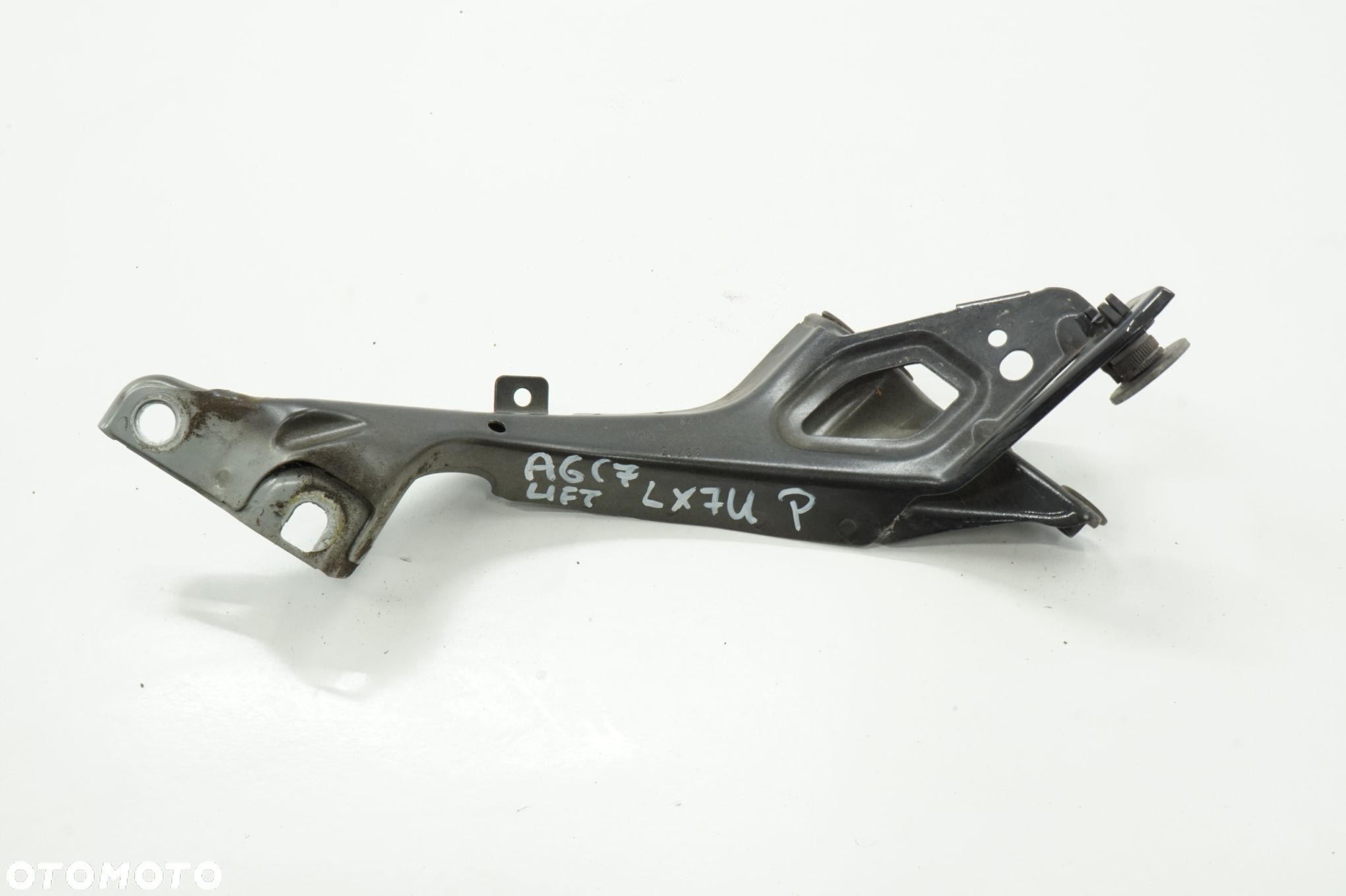 AUDI A6 C7 LIFT 15R WSPORNIK BŁOTNIKA PRAWY PRZÓD LX7U 4G0821136A - 1