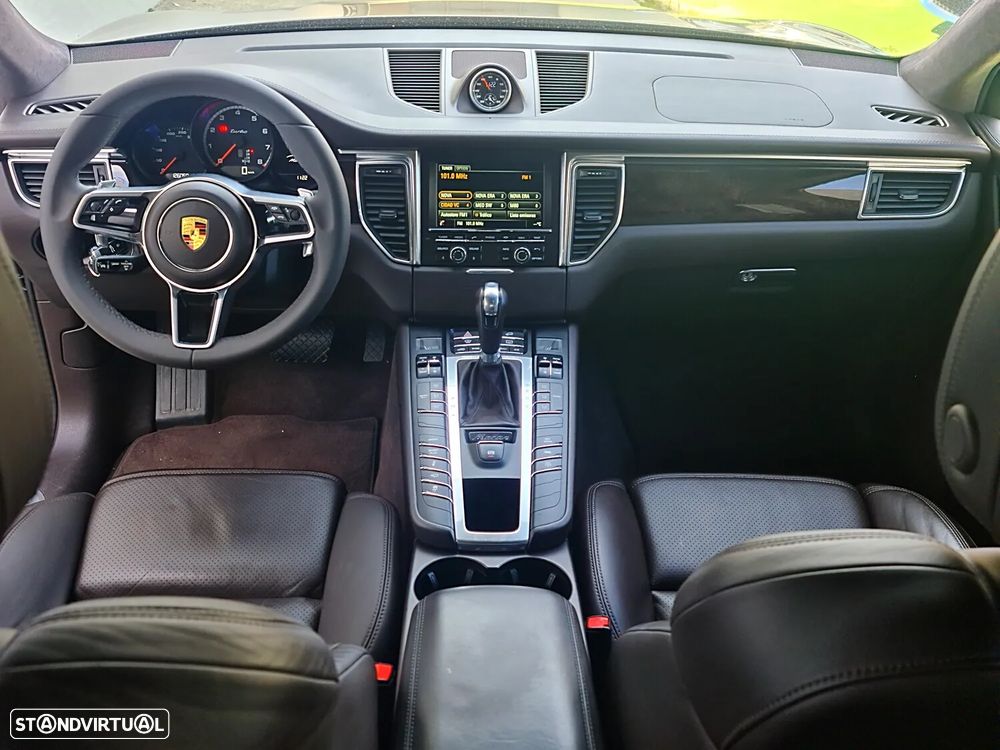 Porsche Macan Turbo - 7