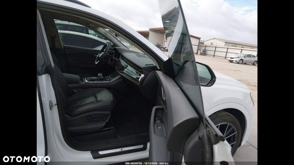 Audi Q8 55 TFSI quattro tiptronic - 9