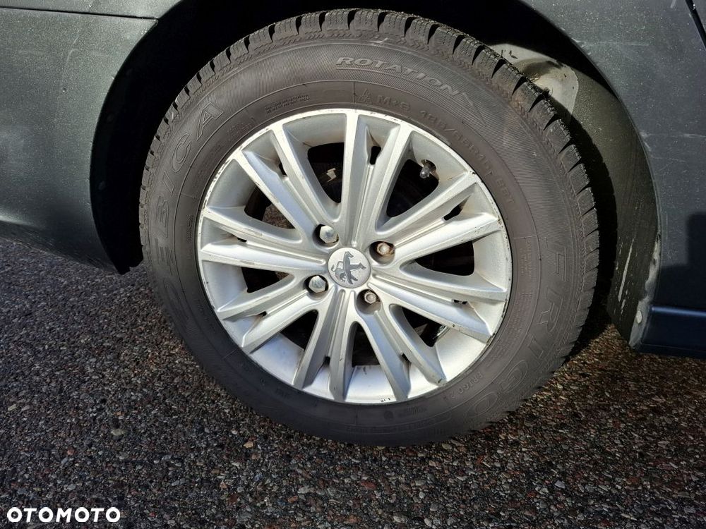 Peugeot 301 1.6 VTi Active EU6 - 8