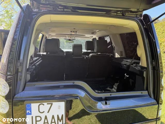 Land Rover Discovery V 3.0 Si6 HSE Luxury - 5