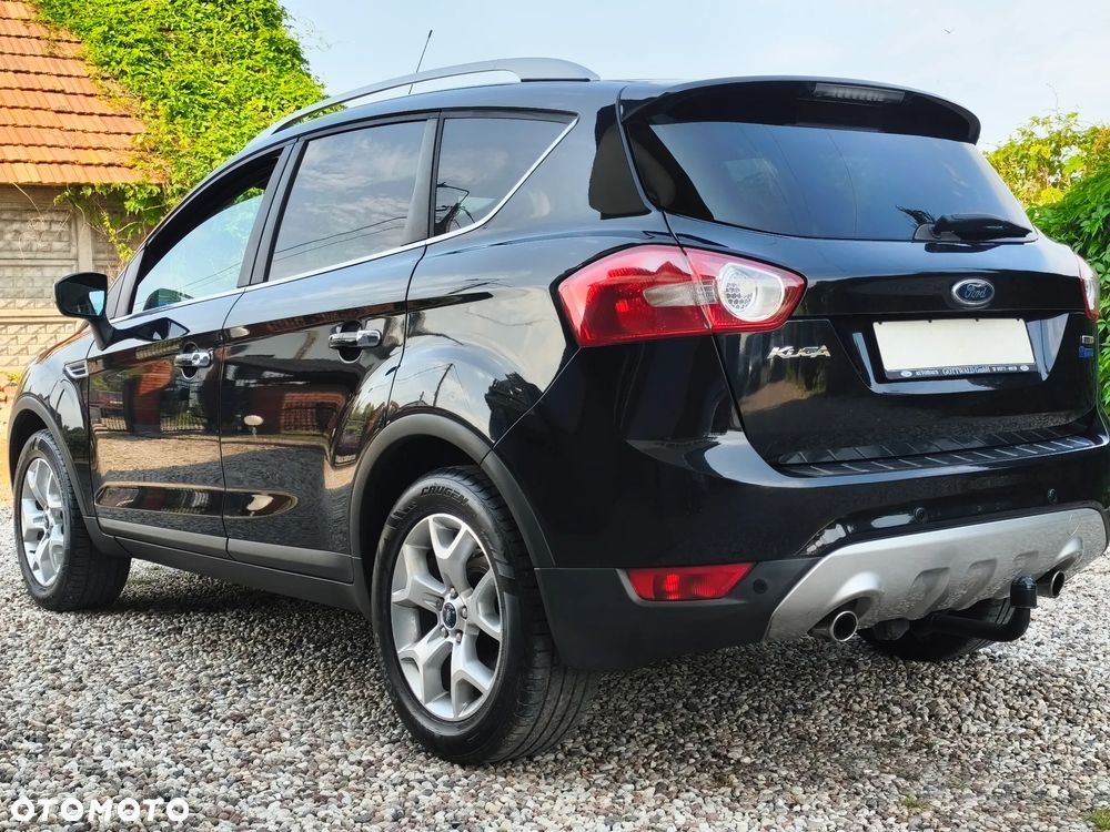 Ford Kuga 2.0 TDCi 2x4 Titanium - 8