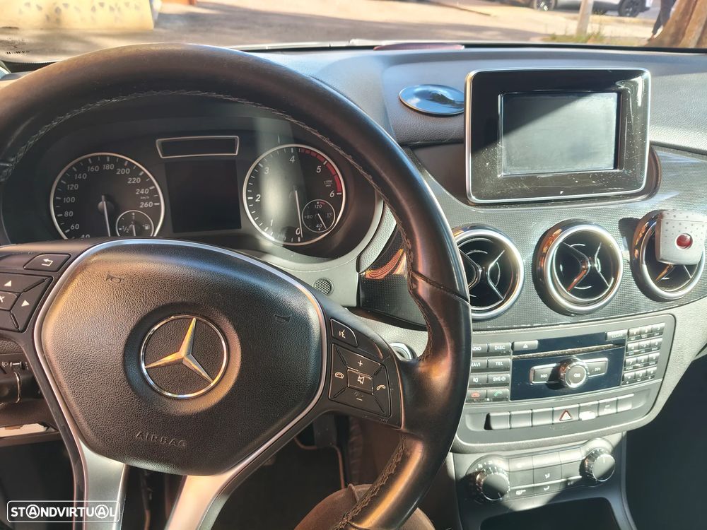 Mercedes-Benz B 180 CDI BlueEFFICIENCY - 5