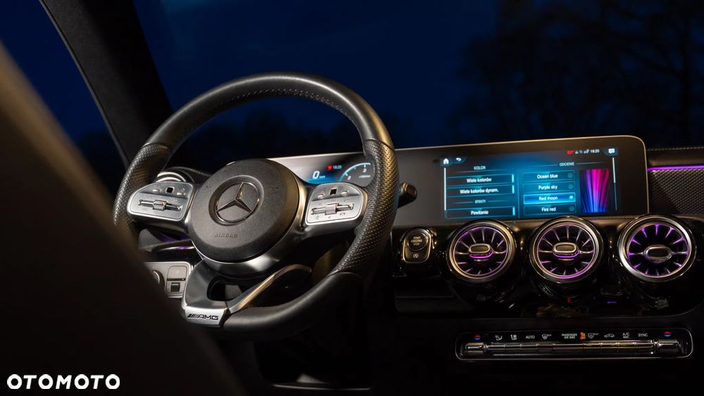 Mercedes-Benz CLA 180 d 7G-DCT AMG Line - 15