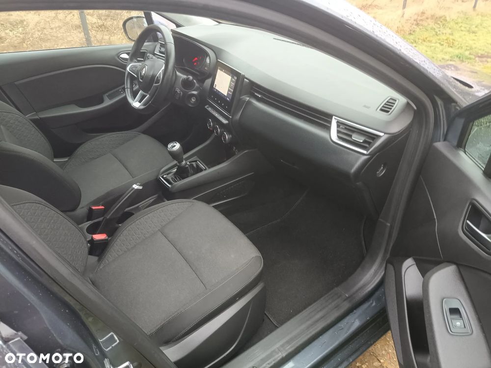 Renault Clio TCe 90 EVOLUTION - 13