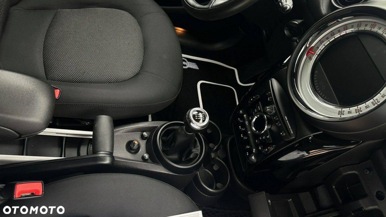 MINI Countryman One D - 29