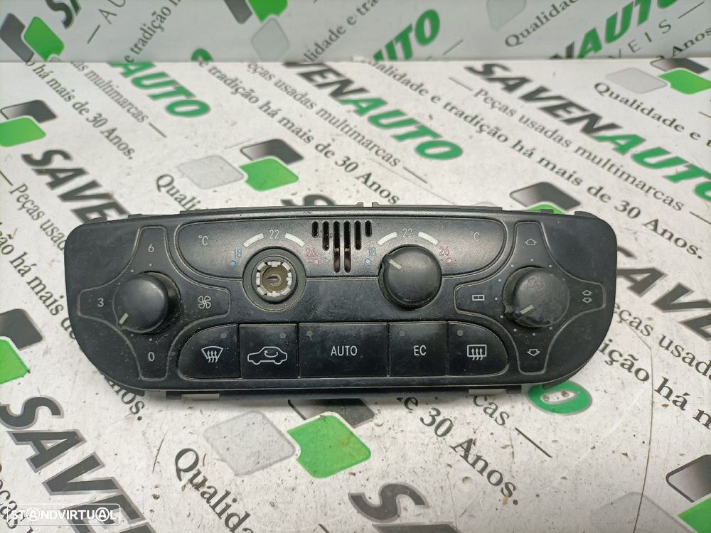 Comando / Botão De Sofagem / Climatronic Mercedes-Benz C-Class (W203) - 1