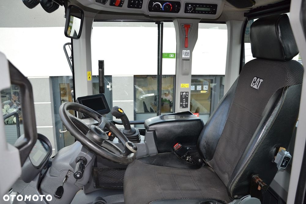 Caterpillar CAT 926 M - 19