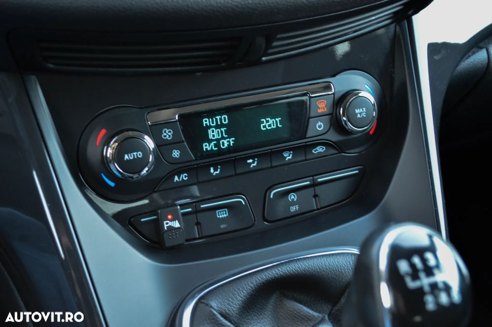 Ford Kuga 2.0 TDCi 2WD Titanium - 8