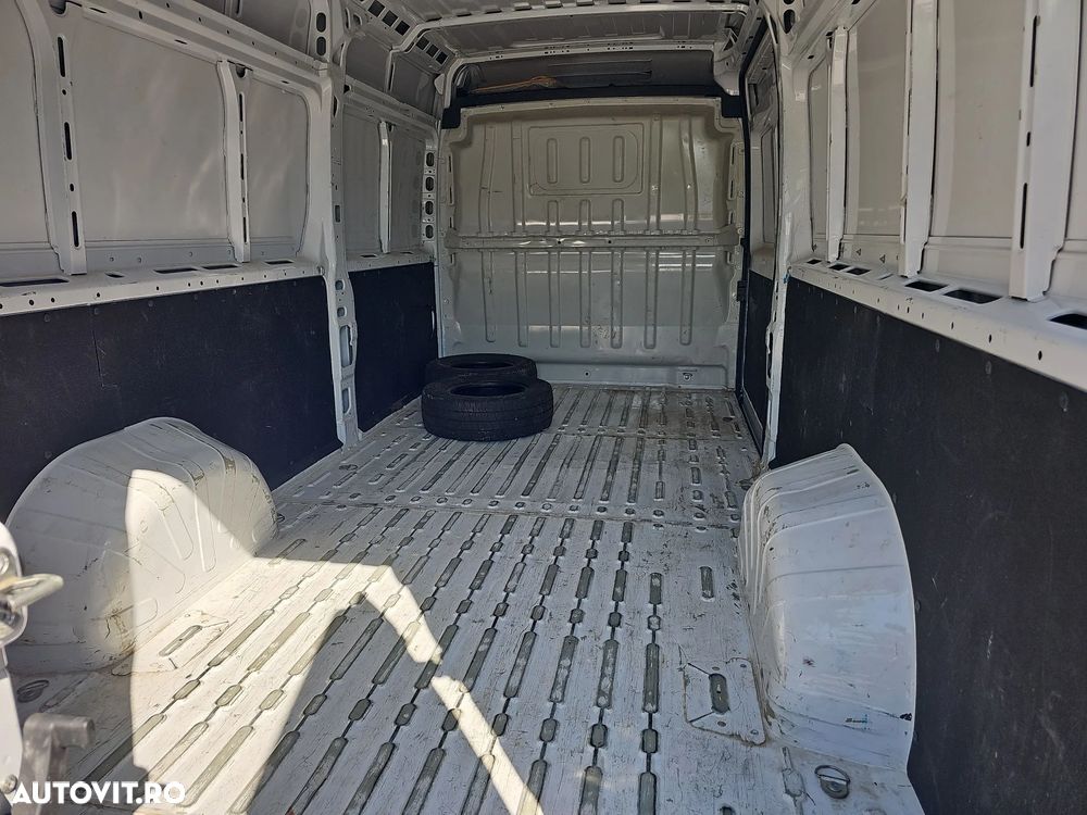 Opel Movano - 16