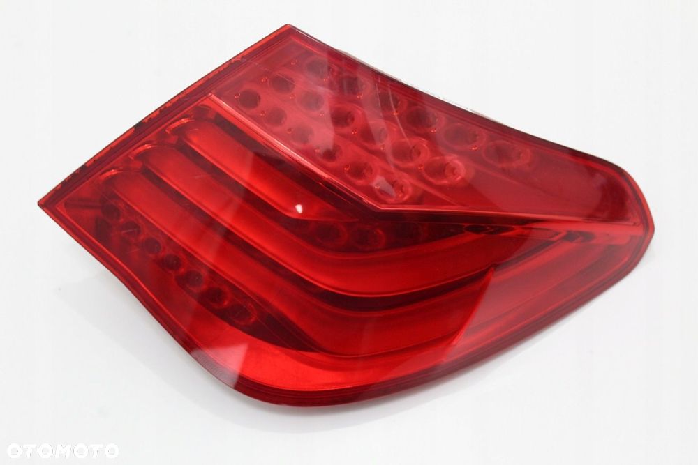 Lampa tył prawy tylna prawa kompletna LED OE BMW F01 F02 7182198 Europa