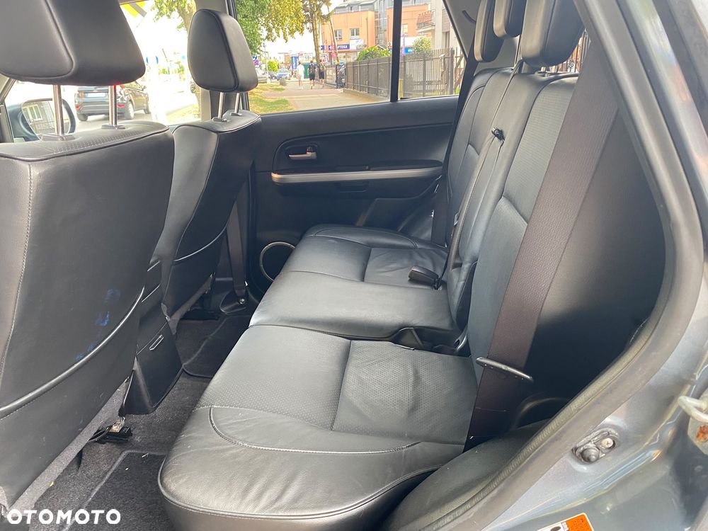 Suzuki Grand Vitara 2.0 Comfort Limited - 9