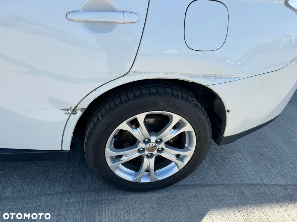 Mitsubishi Outlander - 6