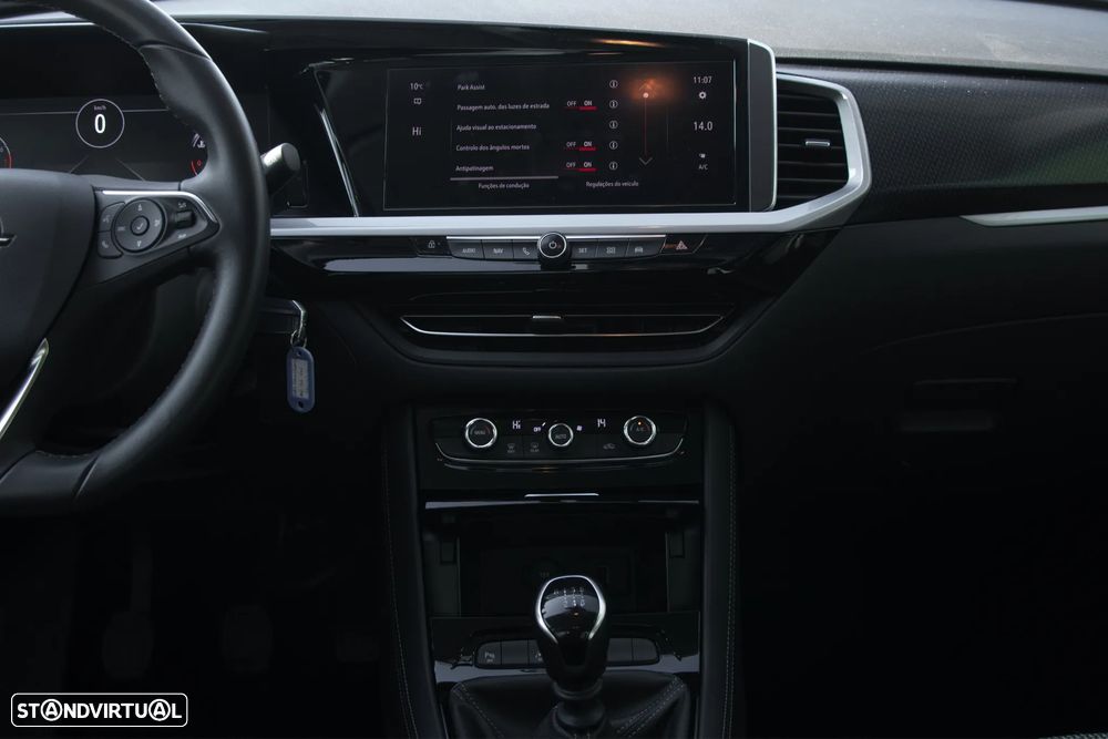 Opel Grandland 1.2 T GS Line - 22