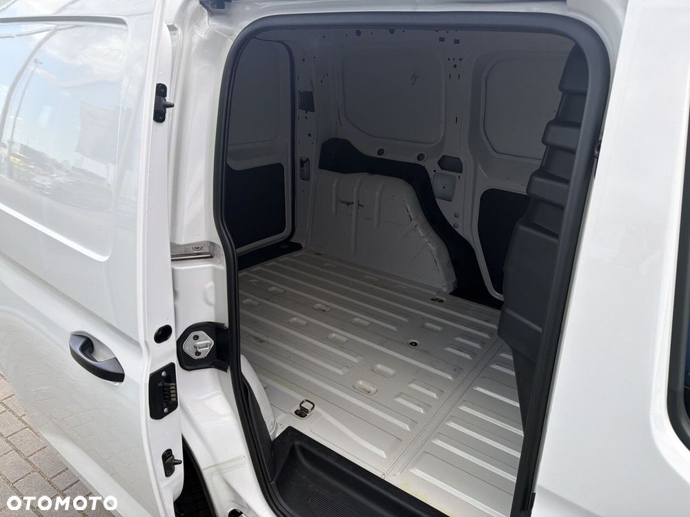 Volkswagen Caddy - 17