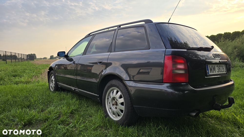 Audi A4 Avant 1.6 - 7
