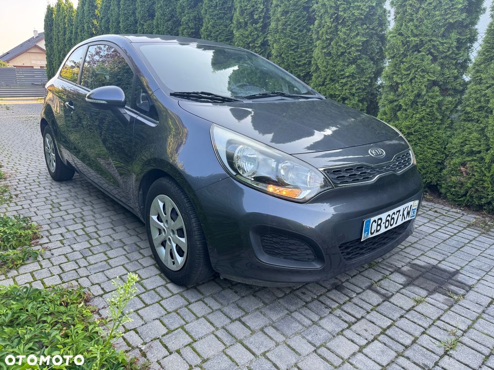 Kia Rio 1.2 Dream Team Edition - 3