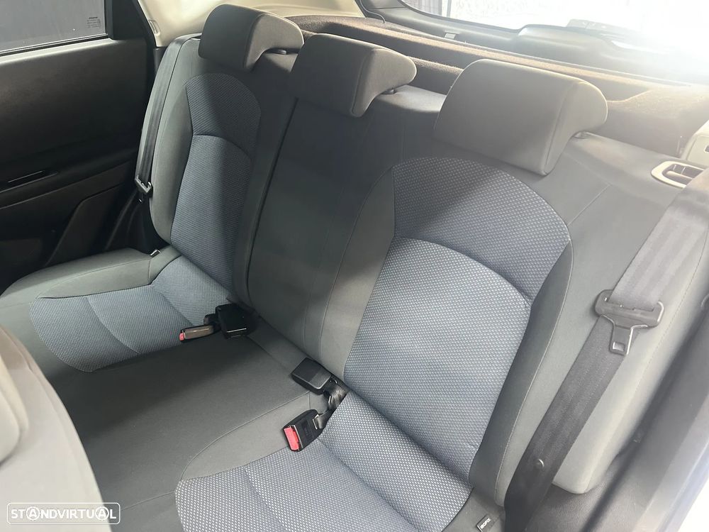 Nissan Qashqai 1.6 Visia - 9
